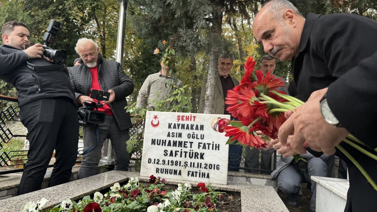 Kaymakam Muhammed Fatih Safitürk Şehitliğinin 8. Yılı Anma Töreni