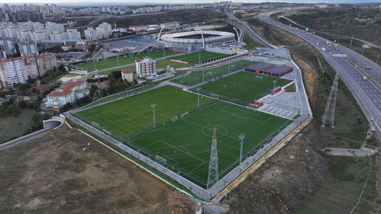 İstanbul Başakşehir'in Modern Futbol Akademisi: Yeni Bir Başlangıç