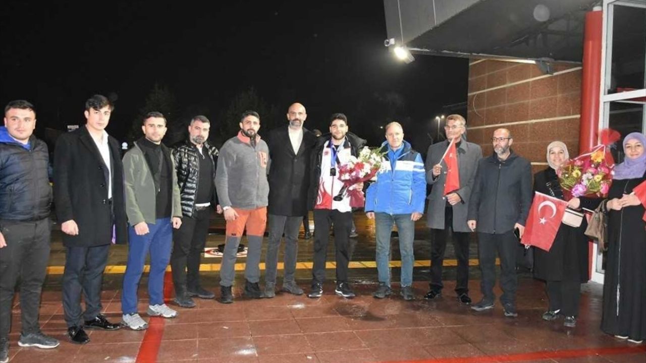 Hakan Koç, Avrupa İkincisi Olarak Erzurum'da Coşkuyla Karşılandı