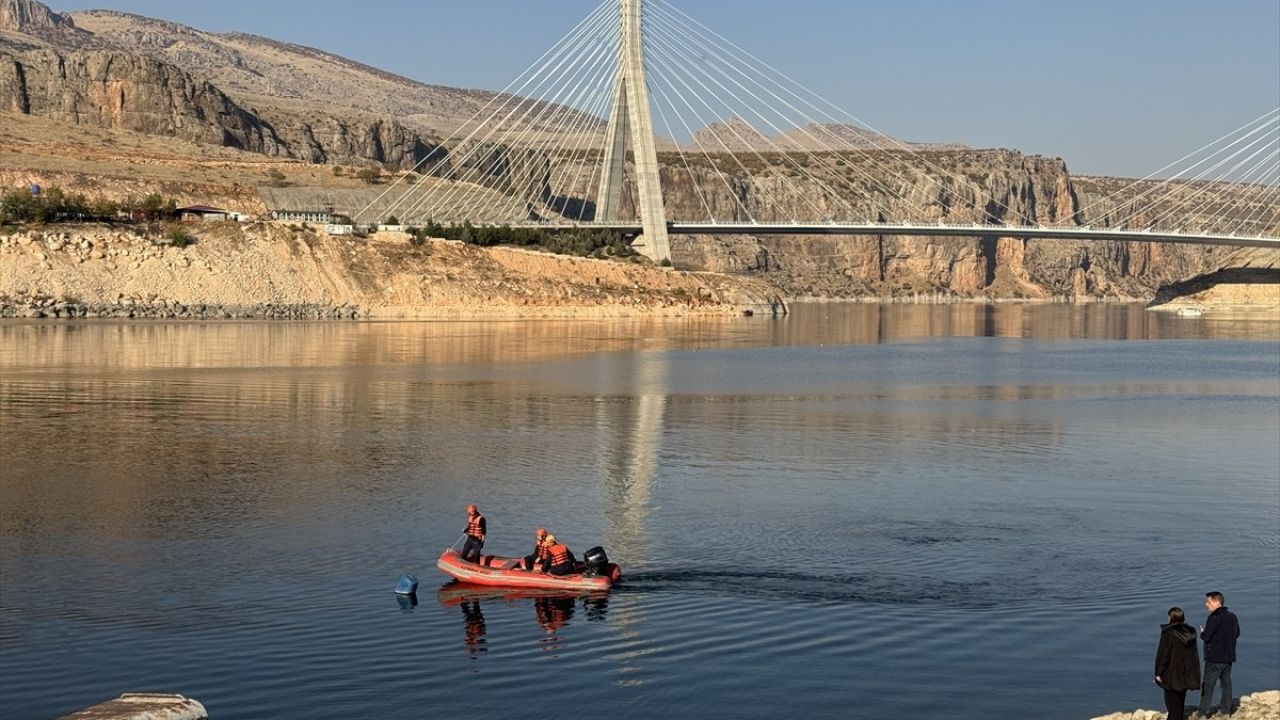 Adıyaman'da Kaybolan Genç için Aramalar Devam Ediyor