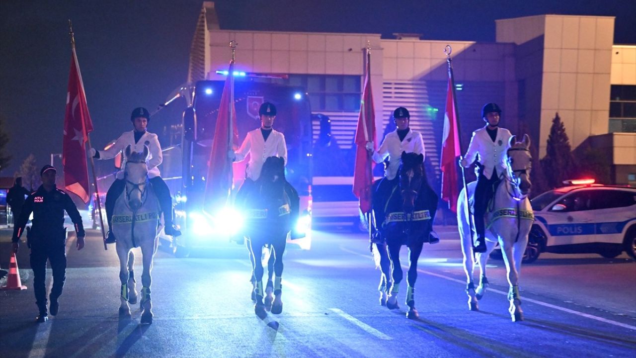 A Milli Futbol Takımı Kayseri'de