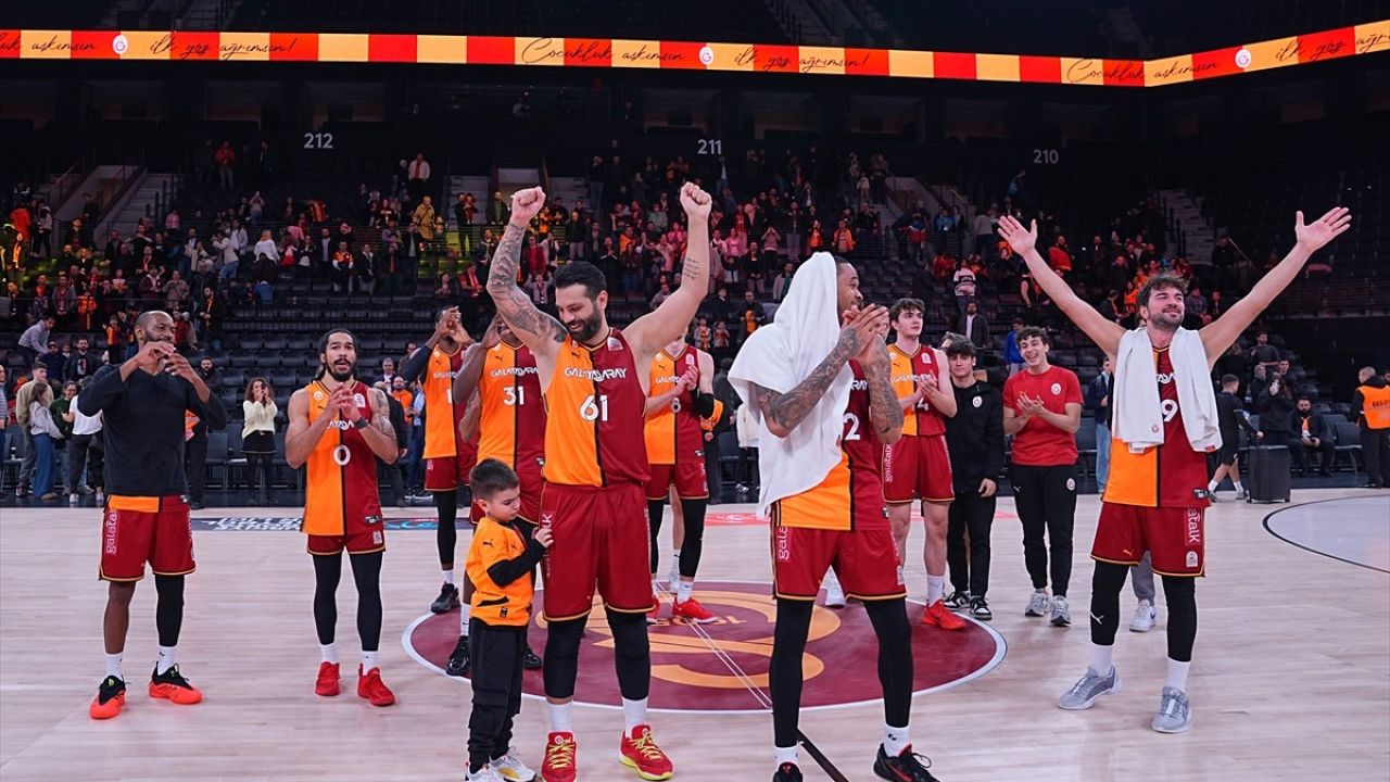 Galatasaray, Mersinspor'u 101-82 Mağlup Etti