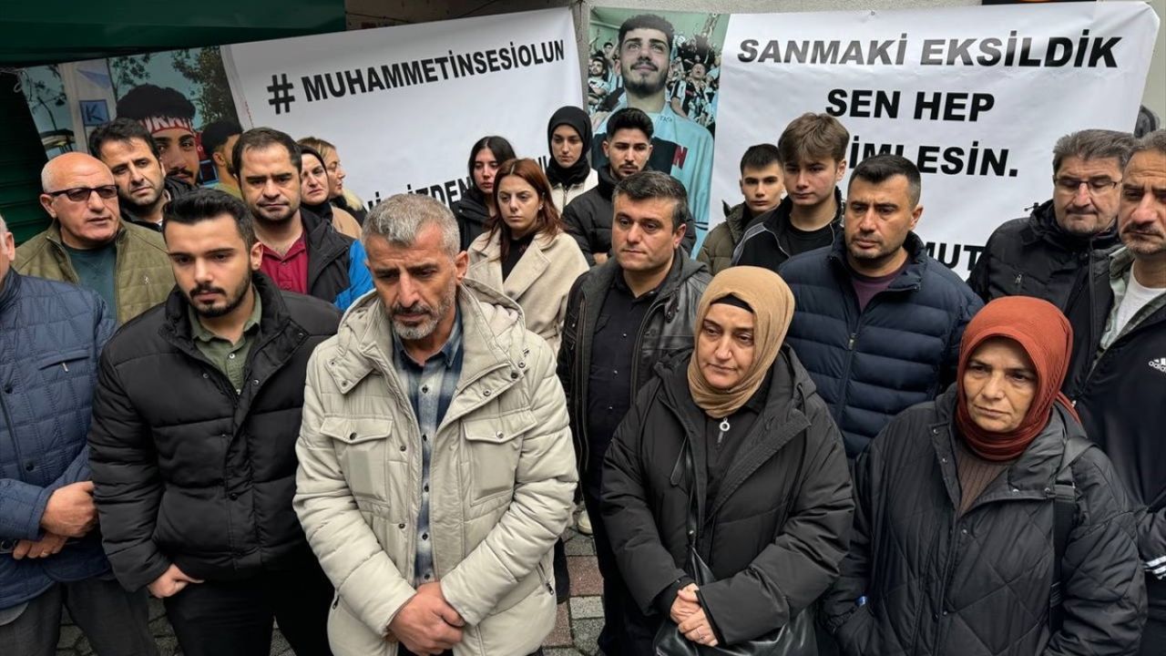 İstanbul'da Silahlı Kavga: Genç Hayatını Kaybetti, Baba Adalet Peşinde