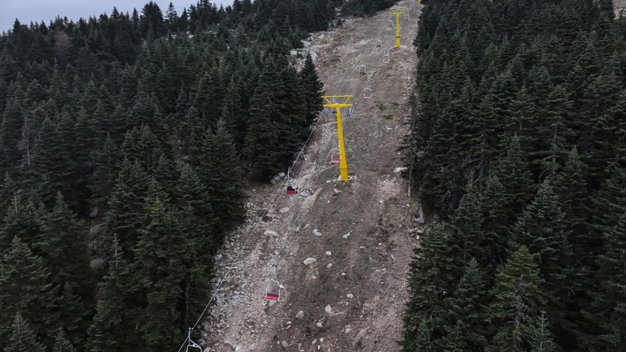 Uludağ Kayak Sezonuna Hazır: Turizmciler Beklentilerini Yükseltti