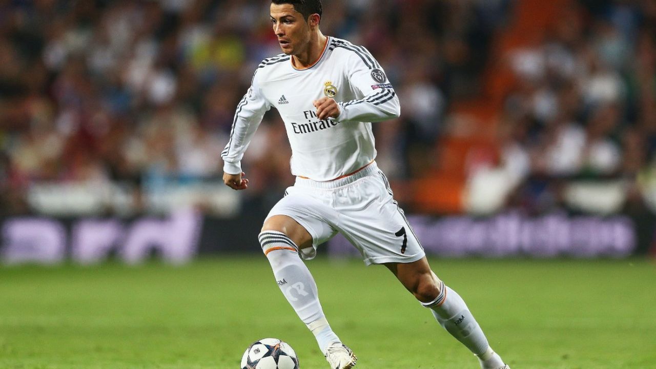 Dünya yıldızı Ronaldo mesleğini değiştirdi! Artık ek iş olarak bunu yapacak