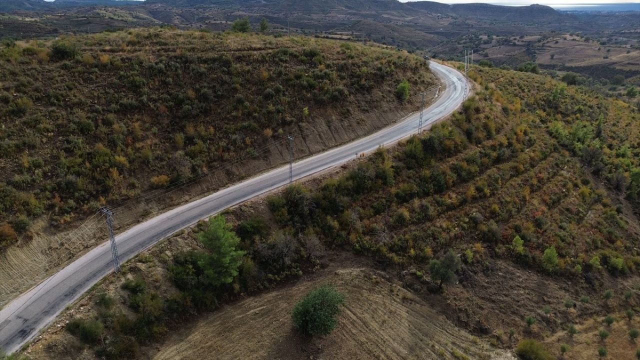 Manavgat'ta Orman Yangını Sonrası Sonbahar Renkleri