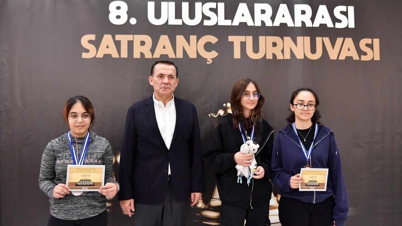 Mersin'de 8. Uluslararası Satranç Turnuvası Tamamlandı