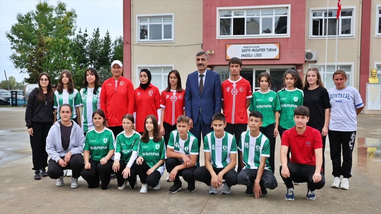 Anadolu Lisesi Sporcu Fabrikası: 26 Milli Sporcu Yetiştirildi