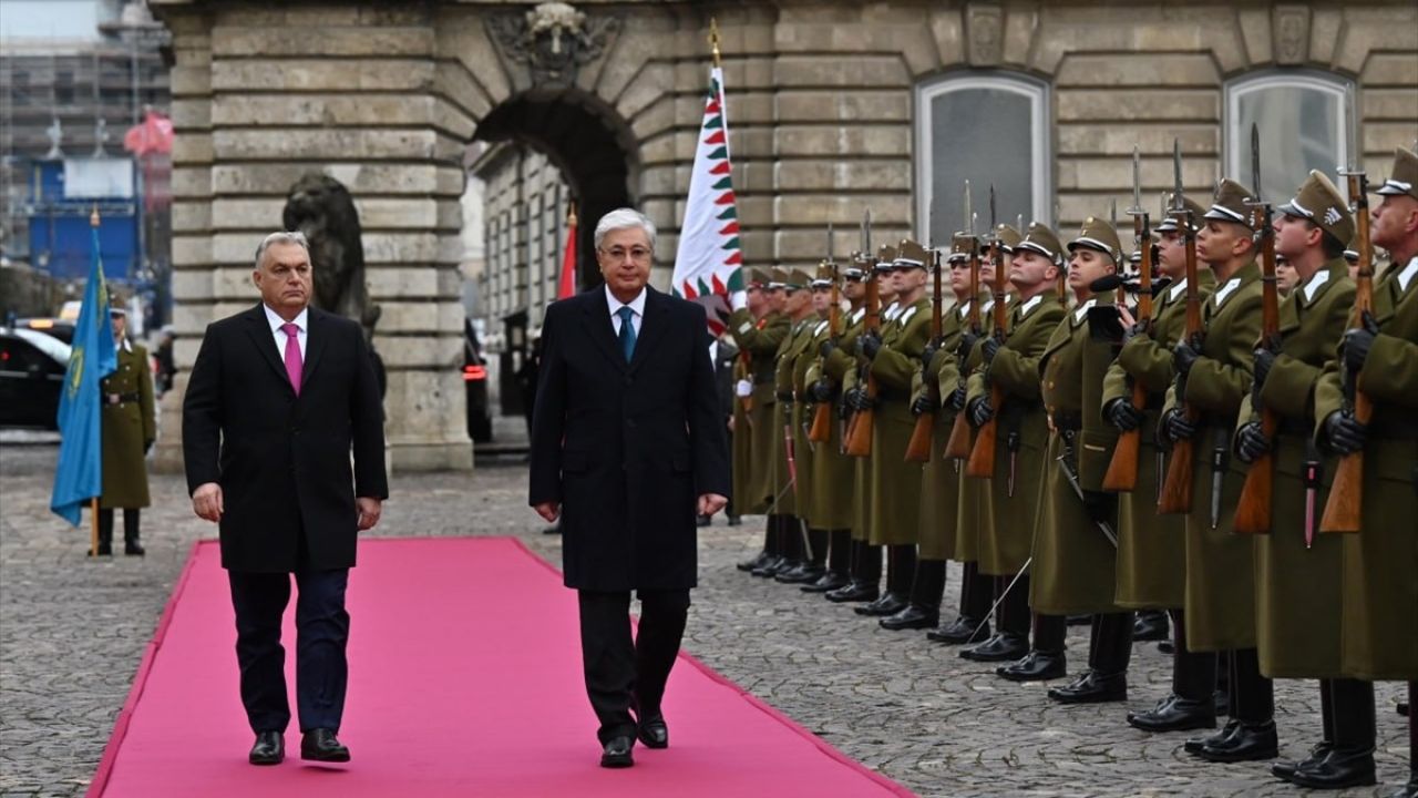 Kazakistan Cumhurbaşkanı Tokayev, Macaristan Ziyaretiyle Yeni Bir Dönem Başlatıyor