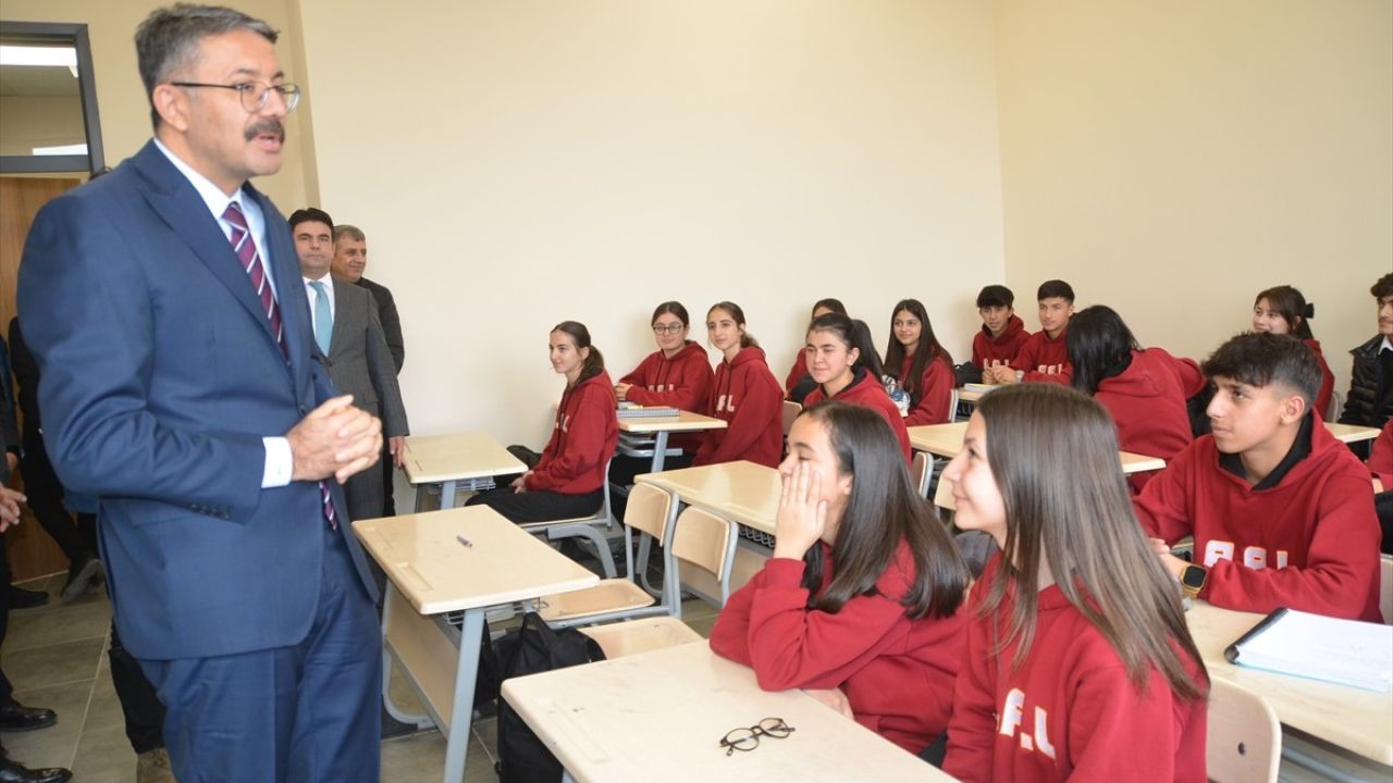 Hakkari'de Yeni Eğitim Dönemi Başladı