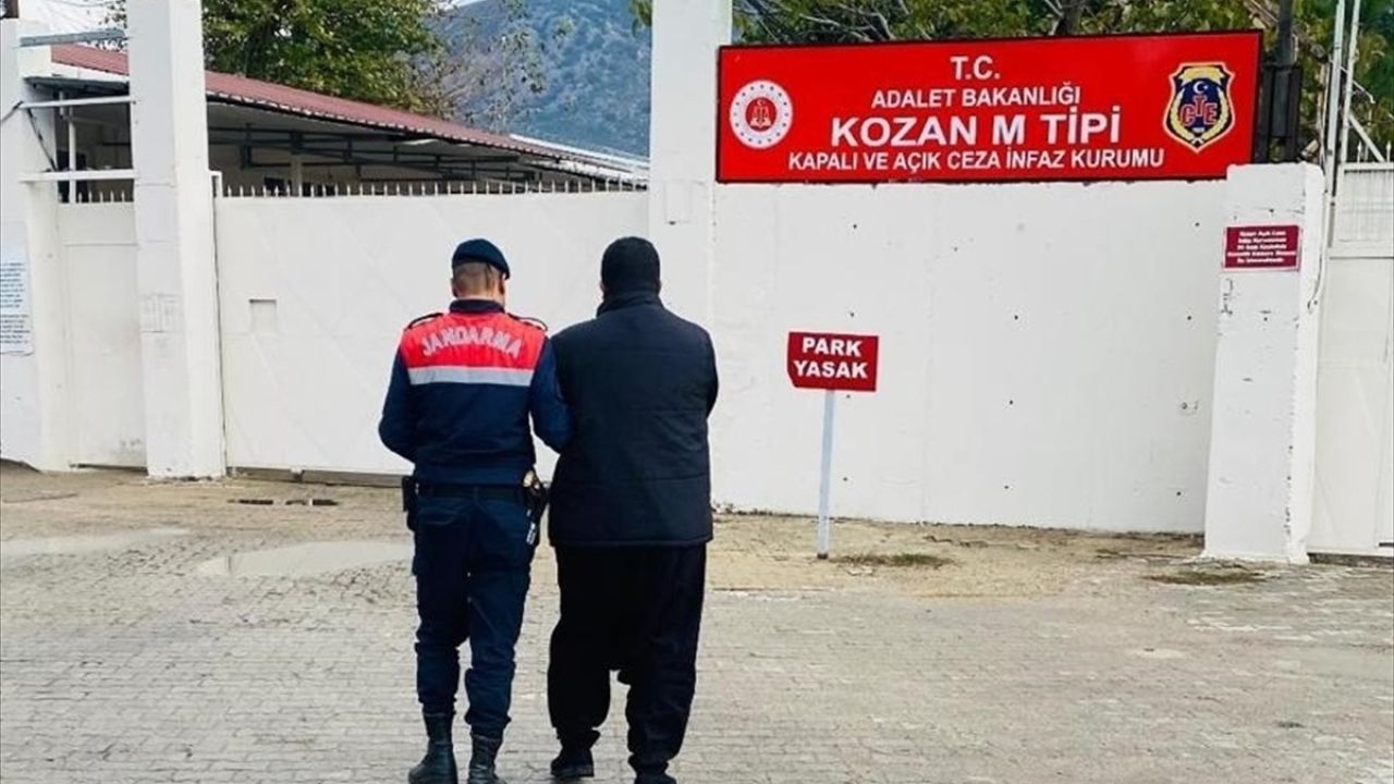 Adana'da Firari Hükümlüler Jandarma Operasyonuyla Yakalandı