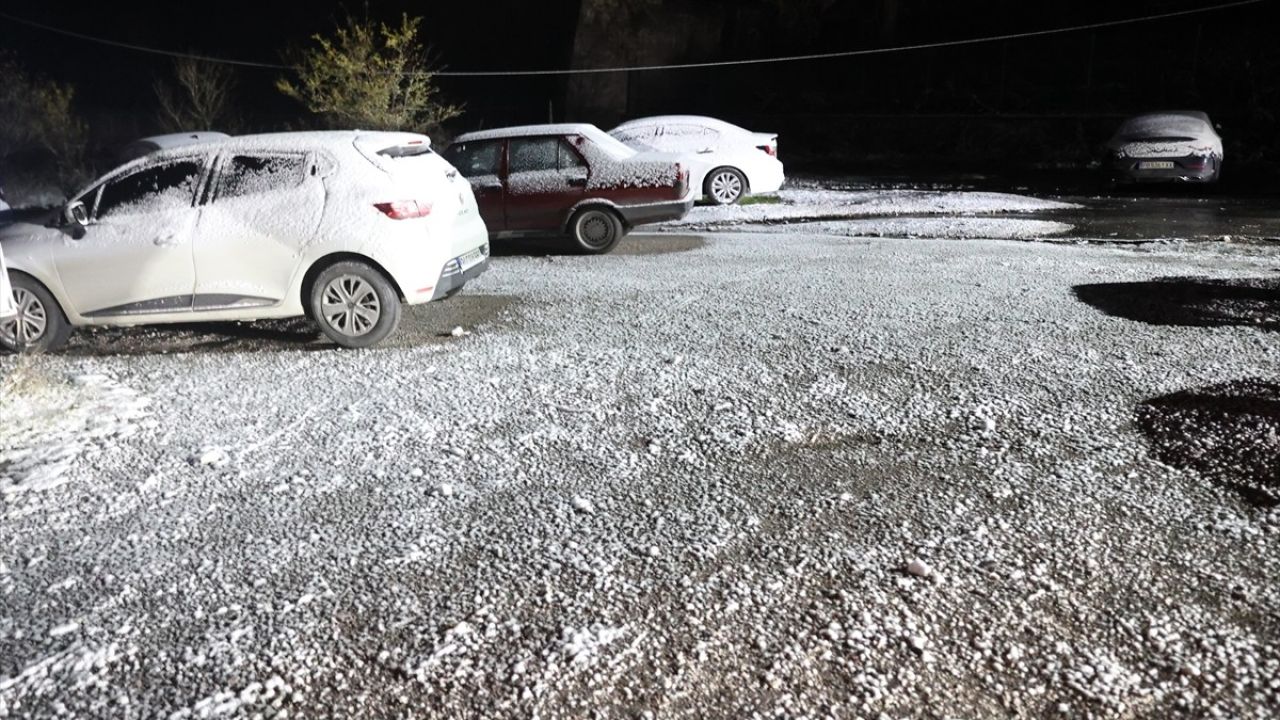 Kırklareli'nin Yüksek Kesimlerine Kar Yağıyor