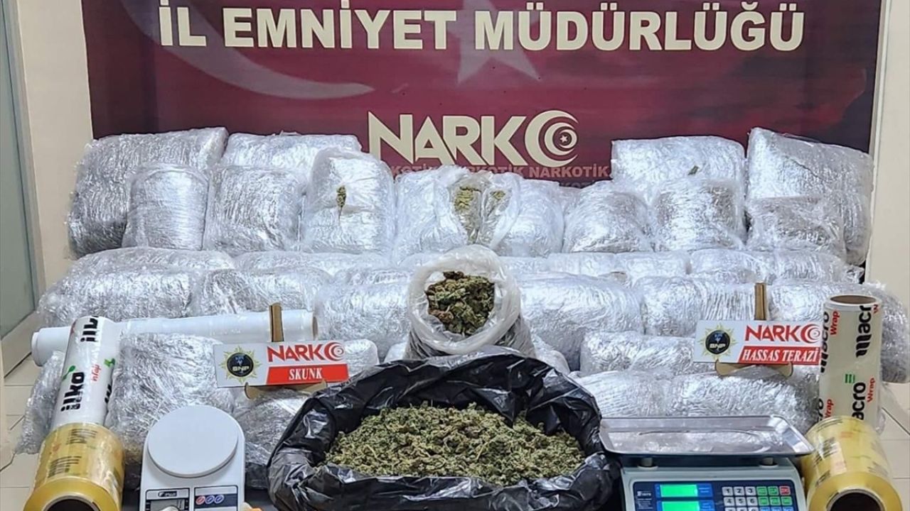 Batman'da Uyuşturucu Operasyonu: 52 Kilo Skunk Ele Geçirildi