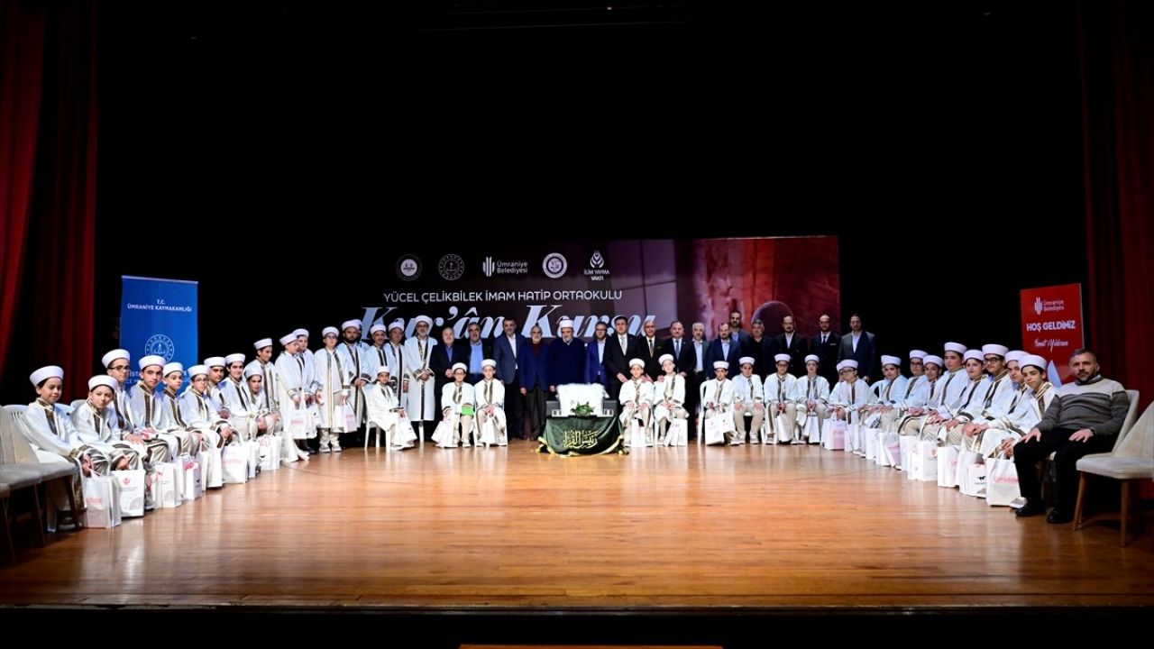 Ümraniye'de Hafızlık İcazet Töreni Düzenlendi