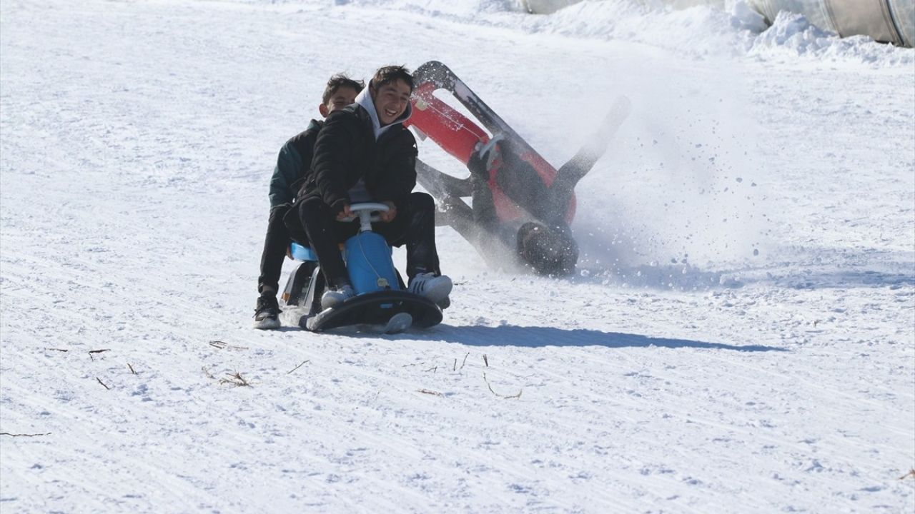 Yıldız Dağı Kış Sporları Merkezi'nde Kayak Sezonu Başladı