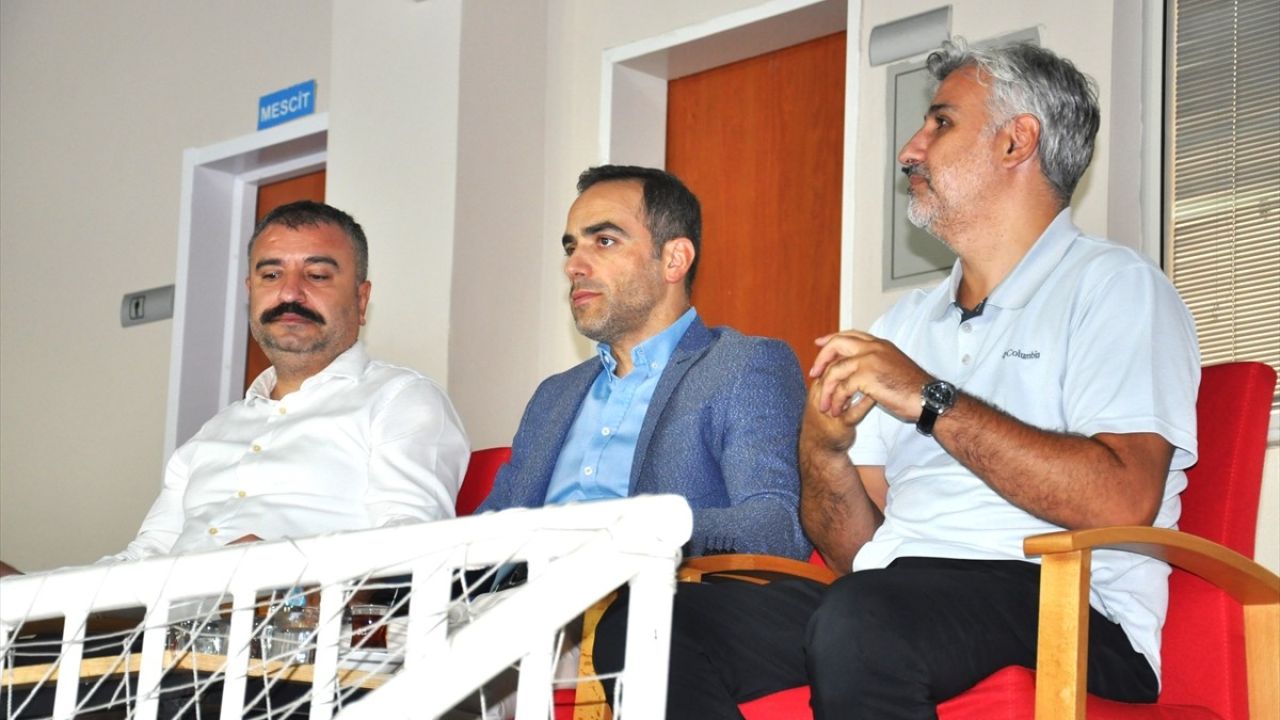 Eskişehir'de Devlet Korumasındaki Gençler için Futsal Turnuvası Başladı