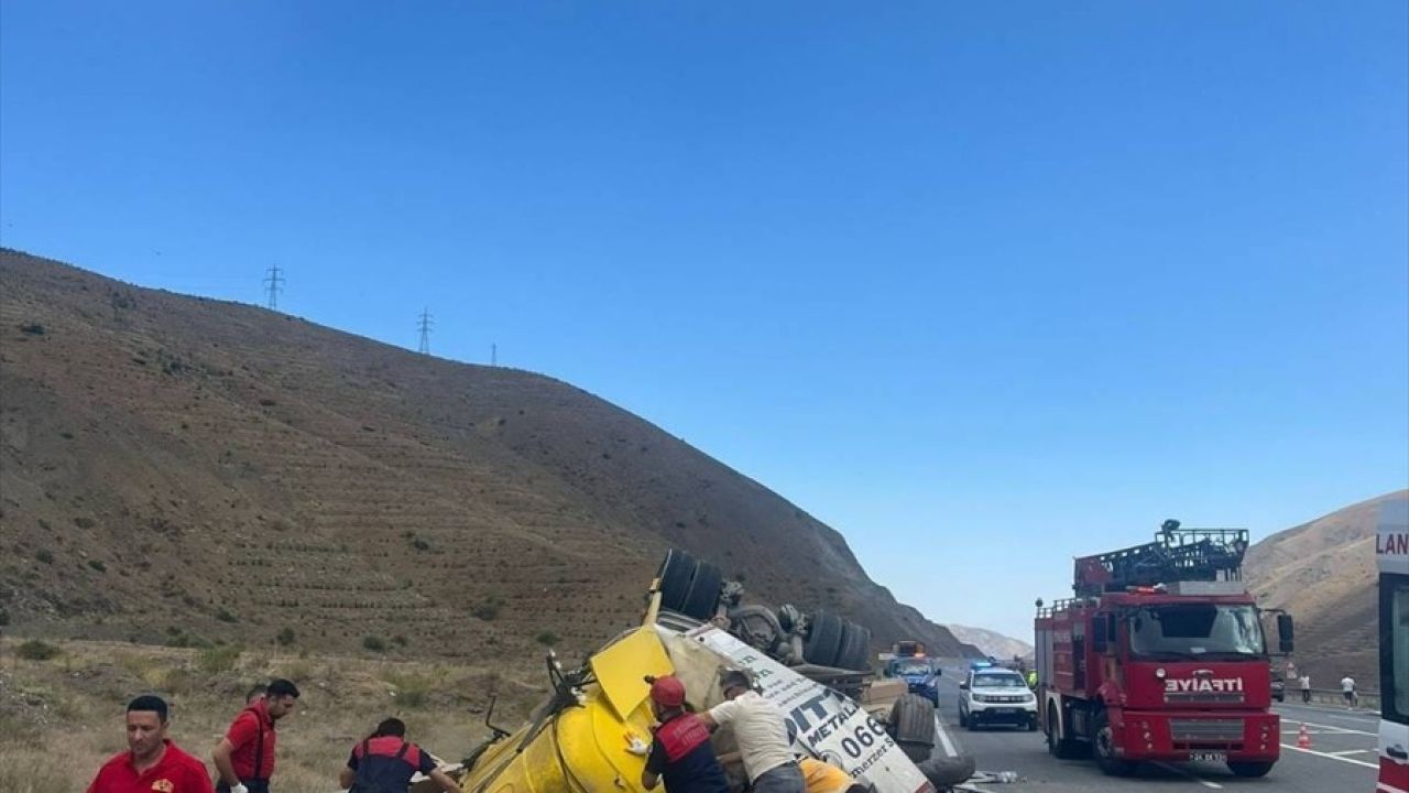 Erzincan'da Feci Kaza: 4 Ölü, 2 Yaralı