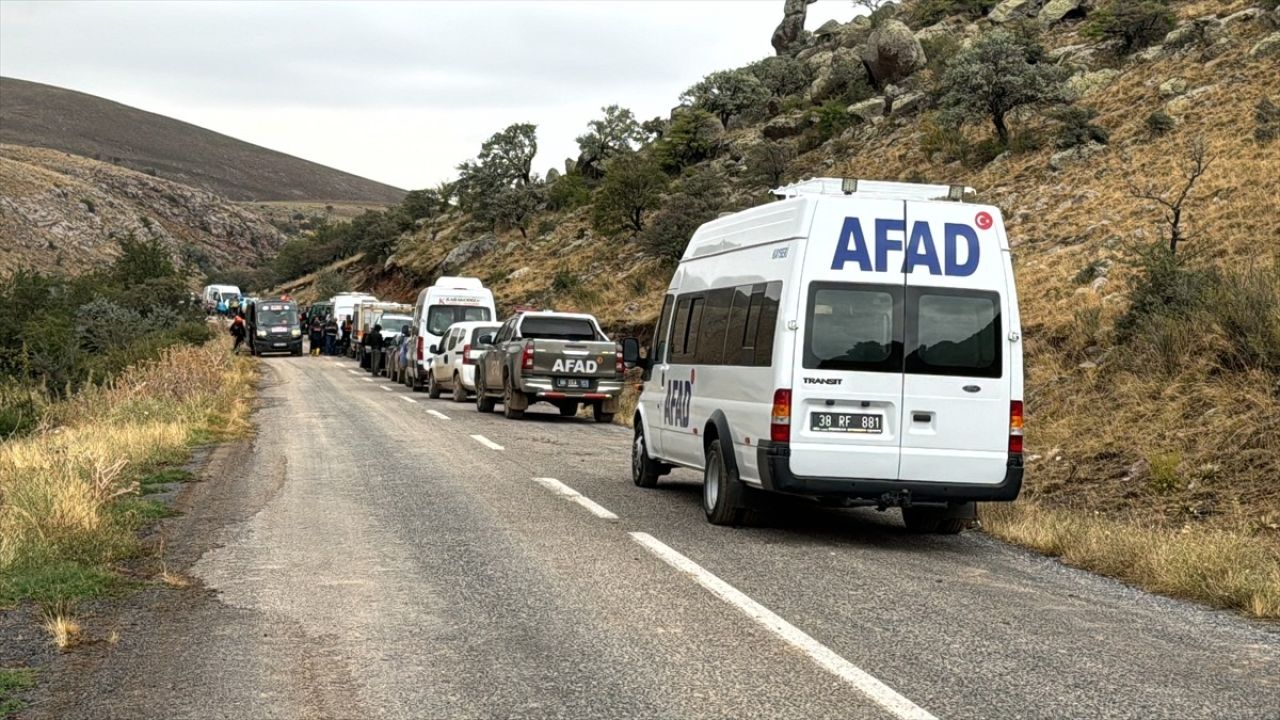 Kayseri'de Sel Felaketi: Kayıp Kişinin Arama Çalışmaları Devam Ediyor