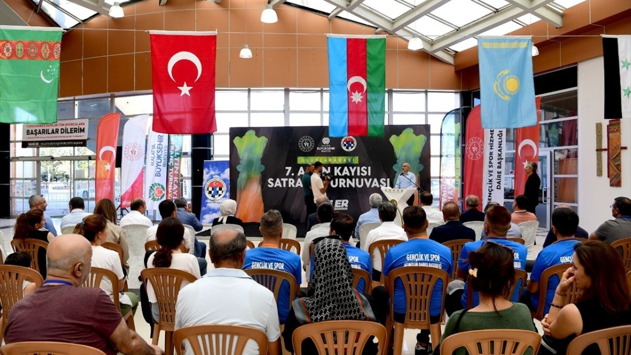 Malatya'da 7. Uluslararası Altın Kayısı Satranç Turnuvası Başladı