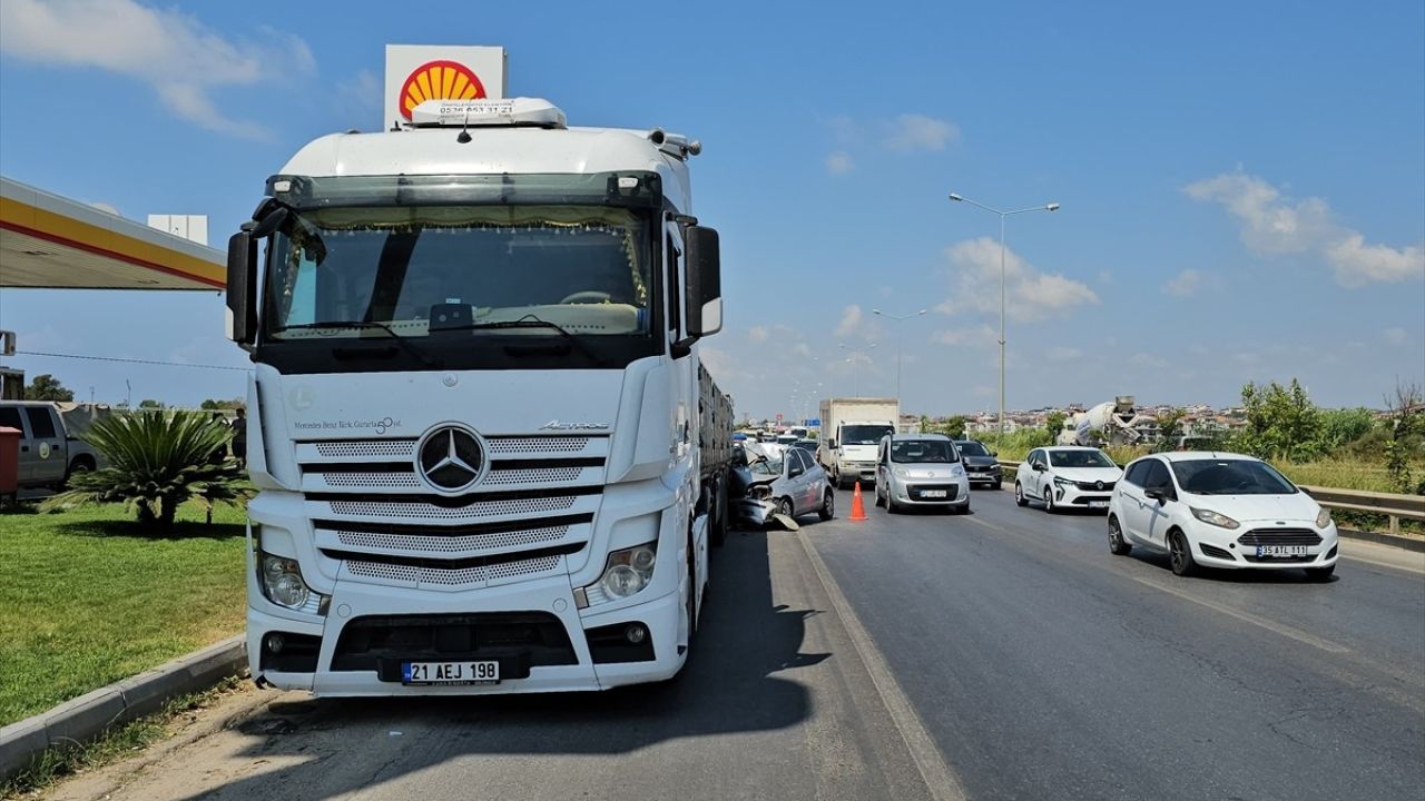 Antalya'da Trafik Kazası: Bir Kişi Hayatını Kaybetti