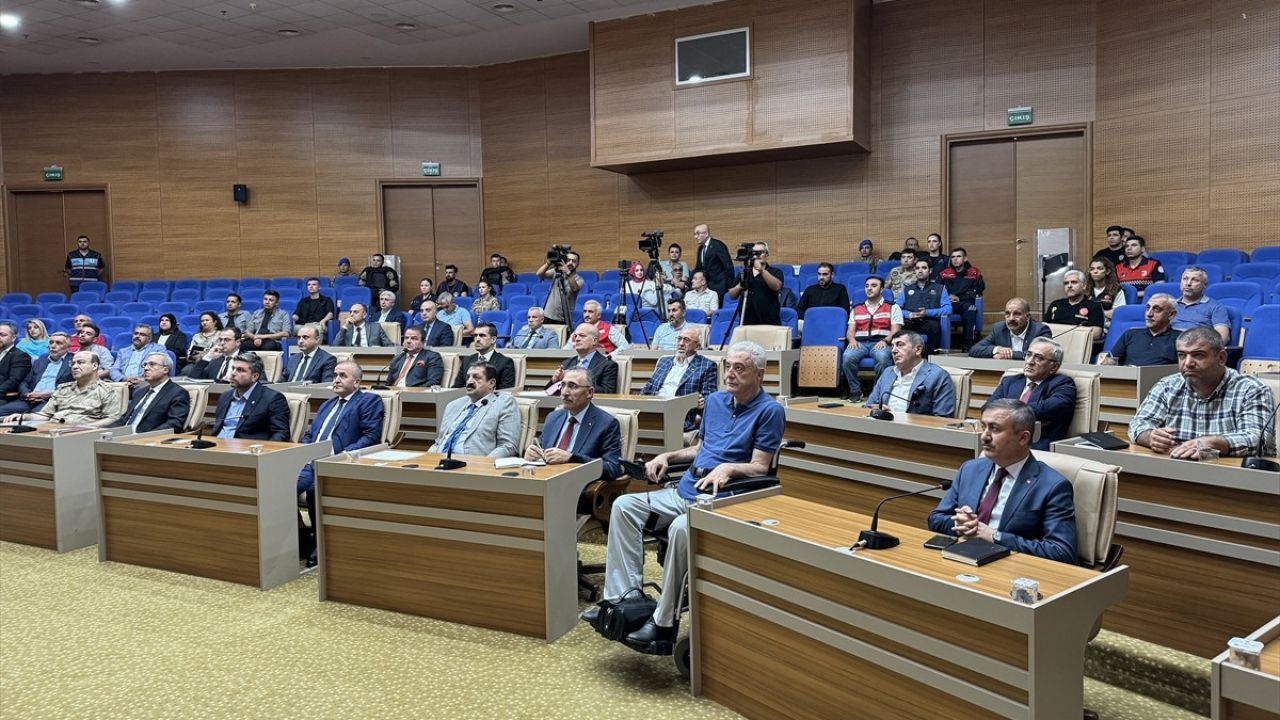 Elazığ'da Huzur ve Güvenlik Toplantısı Gerçekleştirildi