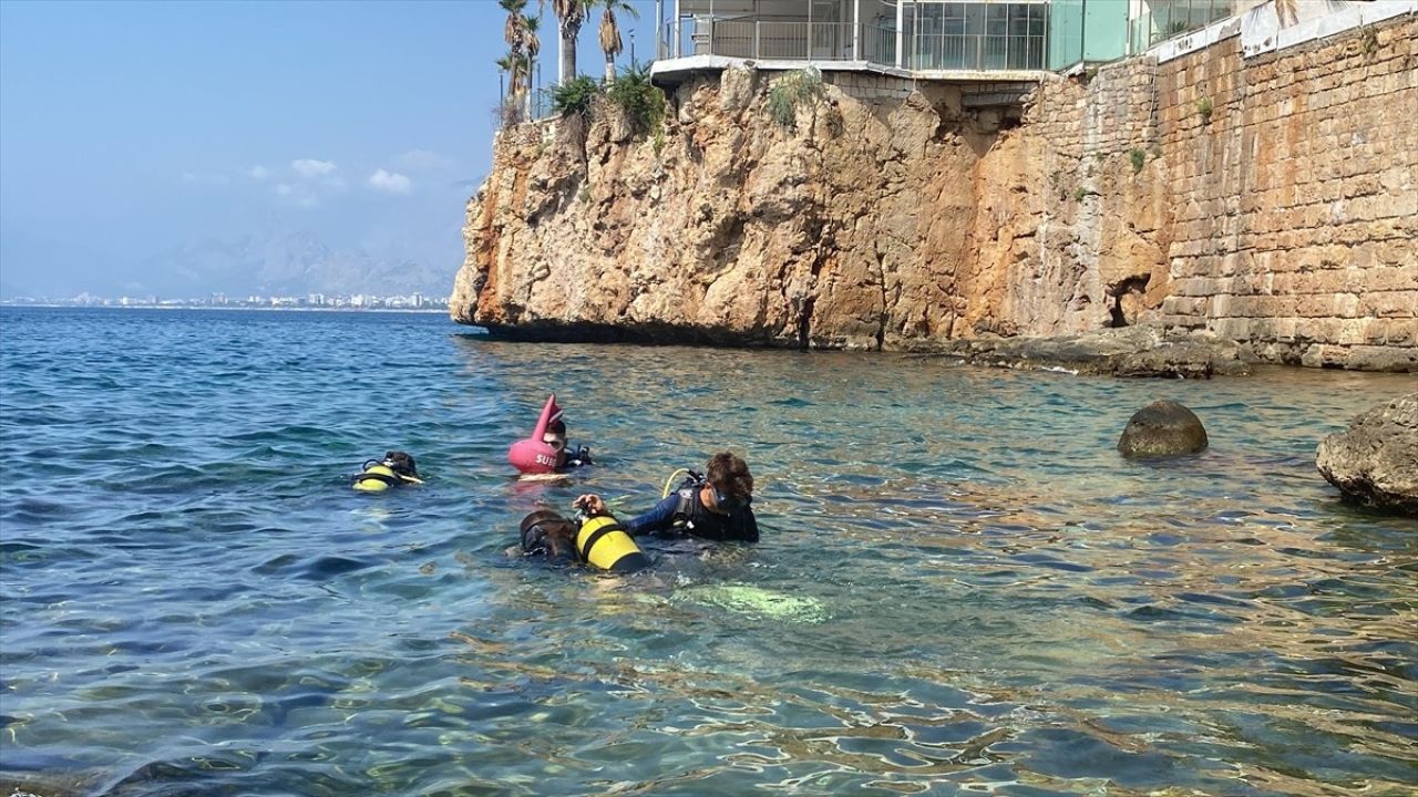 Antalya'nın Kaleiçi Bölgesi: Dalış Tutkunları İçin Yeni Bir Cennet