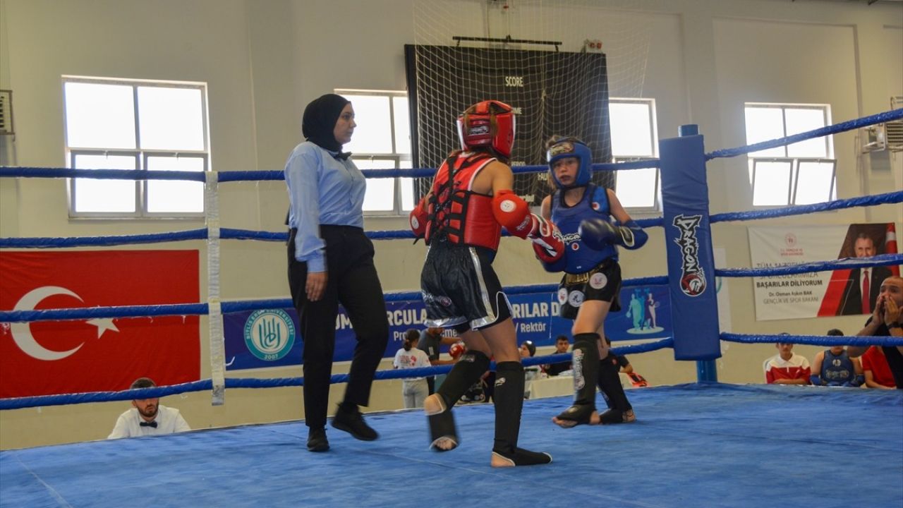 Türkiye Minikler ve Yıldızlar Muaythai Şampiyonası Bitlis'te Tamamlandı