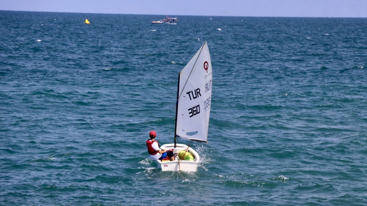 Trabzon'da 30 Ağustos Zafer Kupası Yelken Yarışları Heyecanı