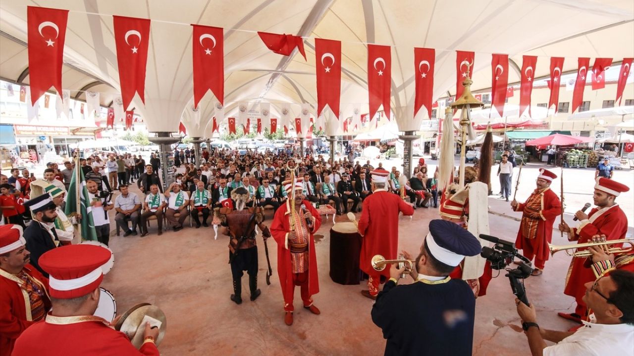 Darende'de 71. Geleneksel Zengibar Karakucak Güreş ve Kültür Festivali Başladı