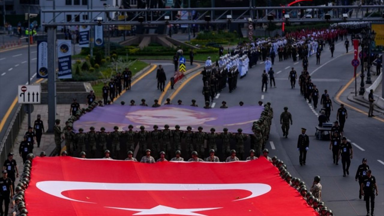 30 Ağustos Zafer Bayramı Resmi Geçit Töreni Ankara'da Gerçekleşti