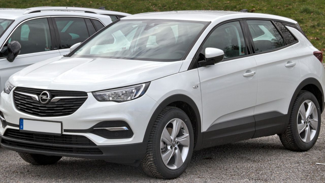 Opel araç almak isteyenlere dev fırsat! Bu model 12 taksitle satışta: Opel güncel fiyat listesi
