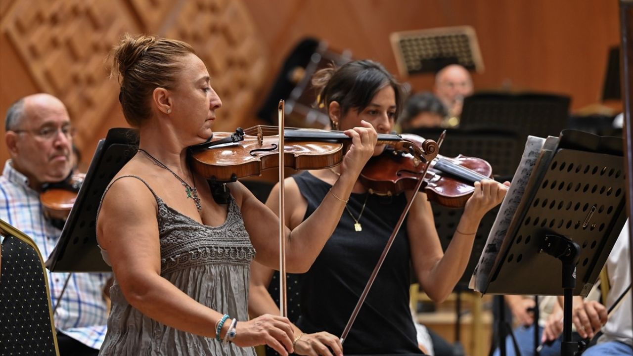 CSO 31 Yıl Aradan Sonra Güney Kore'de Konser Vermeye Hazırlanıyor