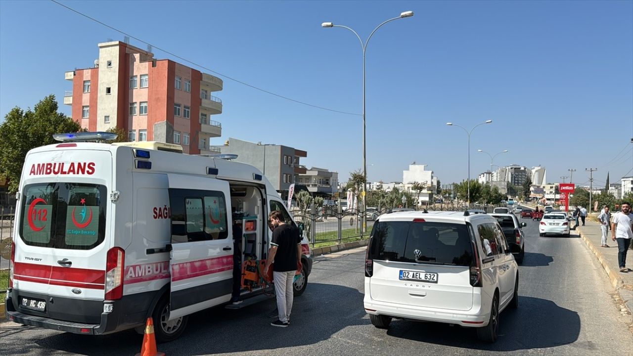 Adıyaman'da Trafik Kazası: Kadın Hayatını Kaybetti