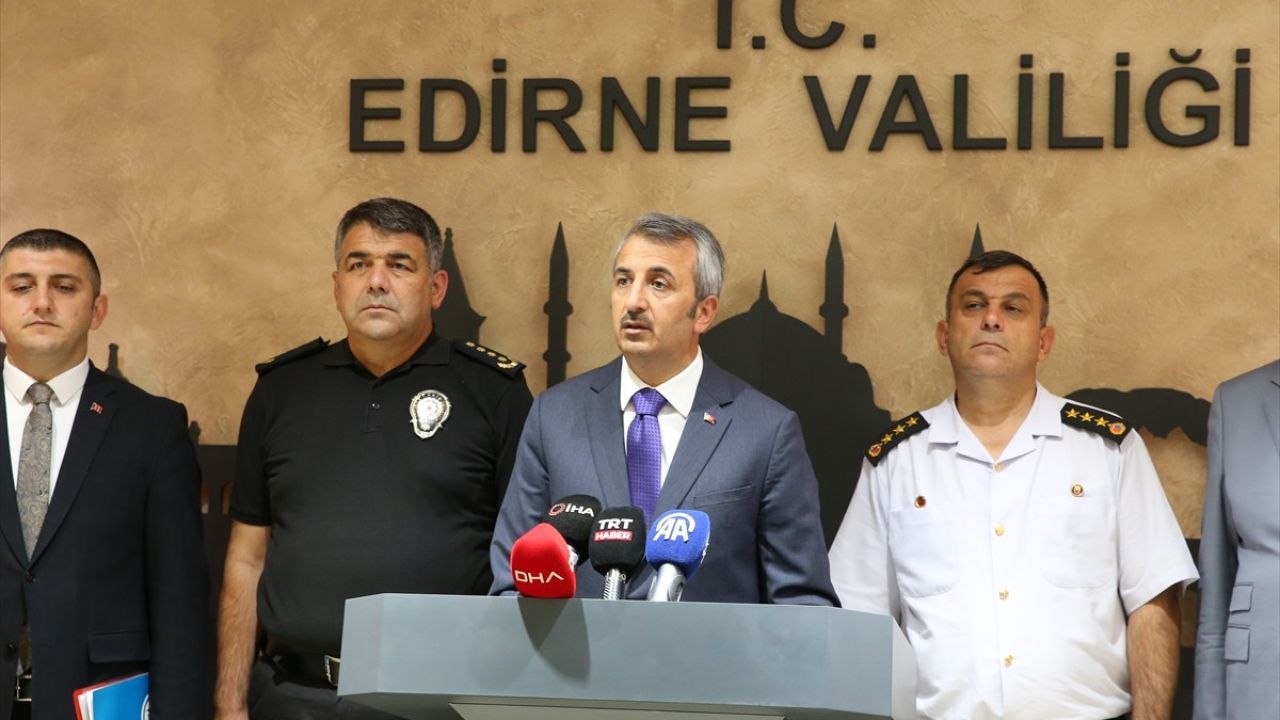 Edirne'de Düzensiz Göçle Mücadele: 12 Bin 791 Göçmen Yakalandı