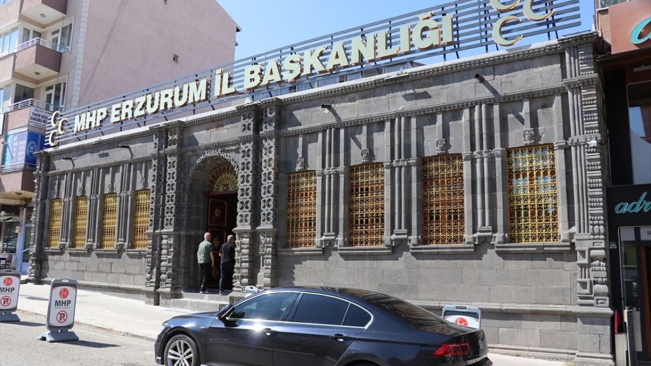 Erzurum'daki Tarihi Konak MHP İl Başkanlığı Olmak Üzere Restorasyon Geçirdi