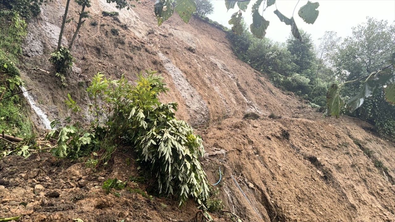 Rize'de Sağanak Sonrası Hasar Tespit Çalışmaları Devam Ediyor