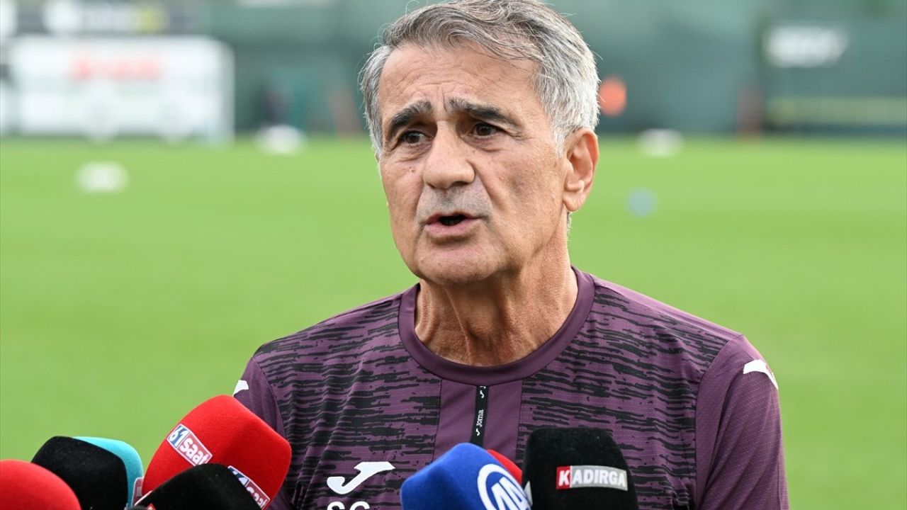 Şenol Güneş, Trabzonspor'un Coşkulu Oyununu Hedefliyor