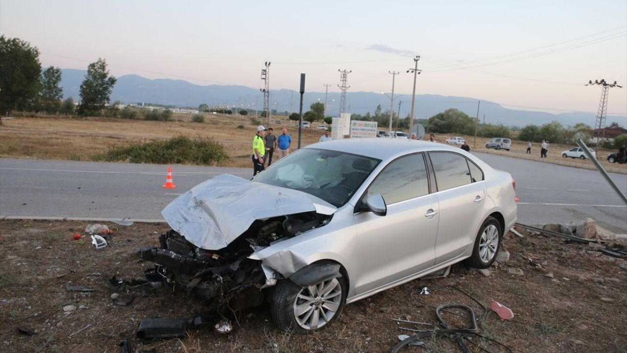 Tokat'ta Trafik Kazası: 1 Ölü, 3 Yaralı