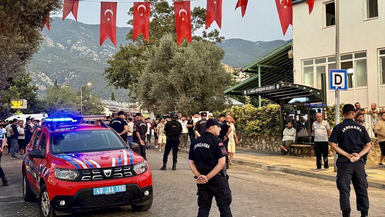 Fethiye'de Eğlence Mekanında Kavga: 13 Yaralı