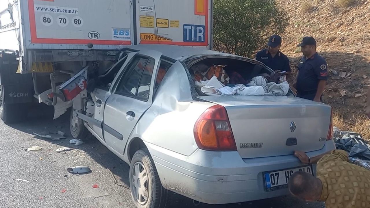 Kırıkkale'de Trafik Kazası: 2 Çocuk ve 4 Yaralı