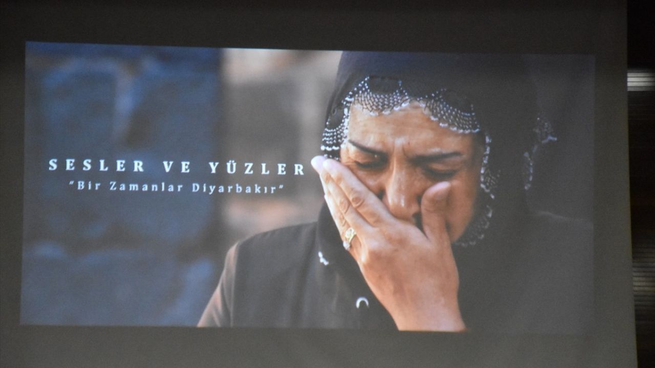 Van'da Diyarbakır Annelerinin Draması: 'Sesler ve Yüzler' Filminin Gösterimi