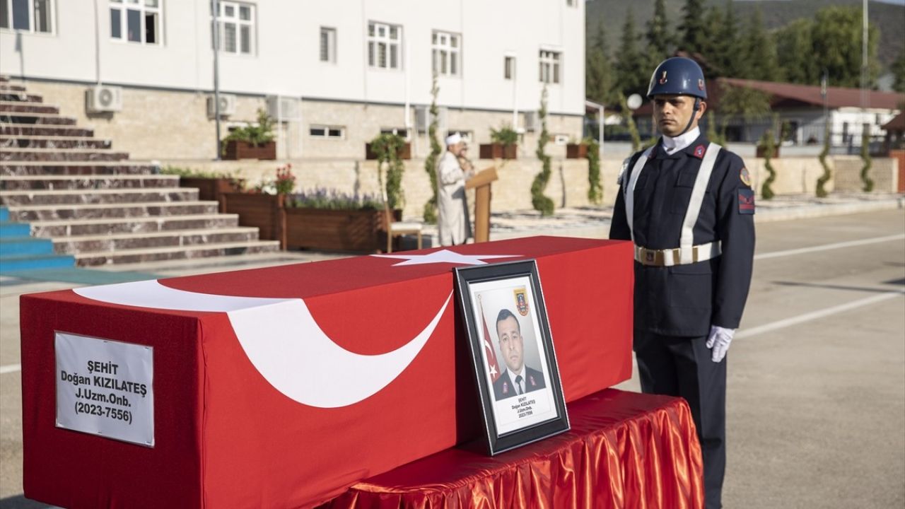 Tunceli'de Şehit Askerler için Anma Töreni Düzenlendi