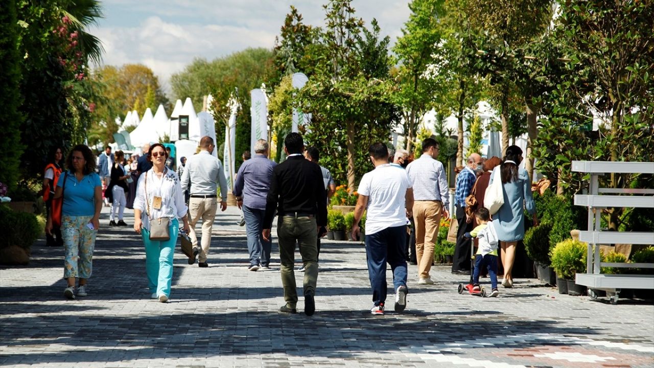 Sakarya'da Dünyanın Dört Bir Yanı Peyzaj ve Süs Bitkileri İçin Buluşacak