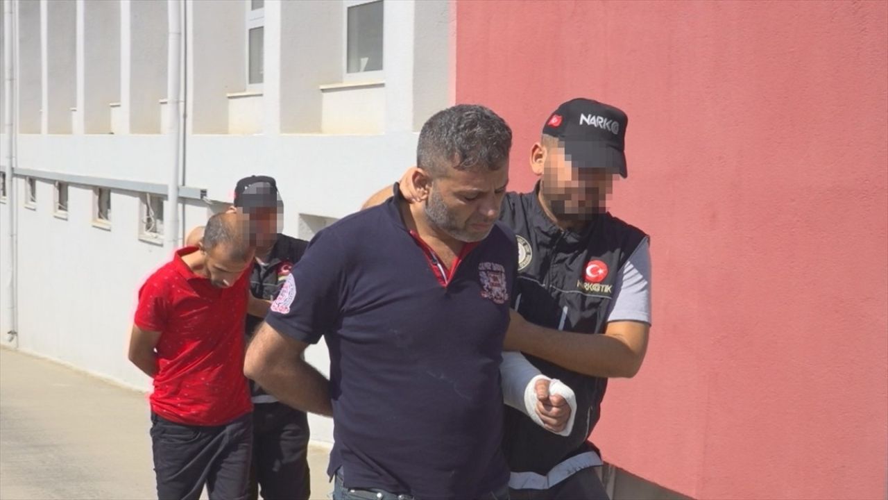 Adana'da Uyuşturucu Operasyonu: 2 Hükümlü Yakalandı