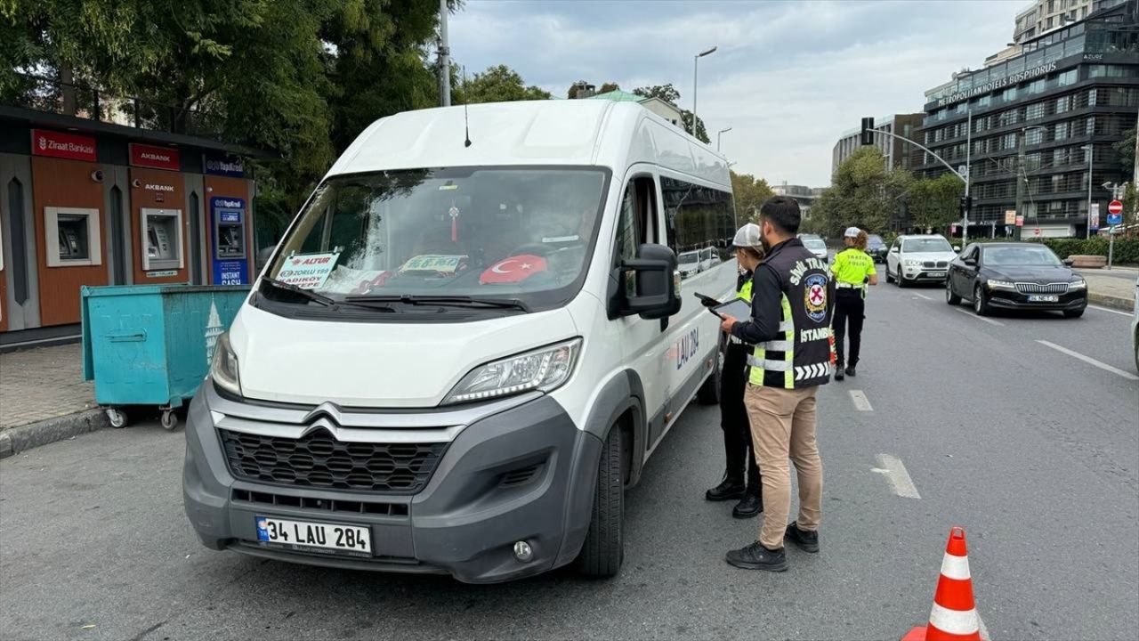 İstanbul'da Okul Servisleri Üzerine Denetimler Devam Ediyor