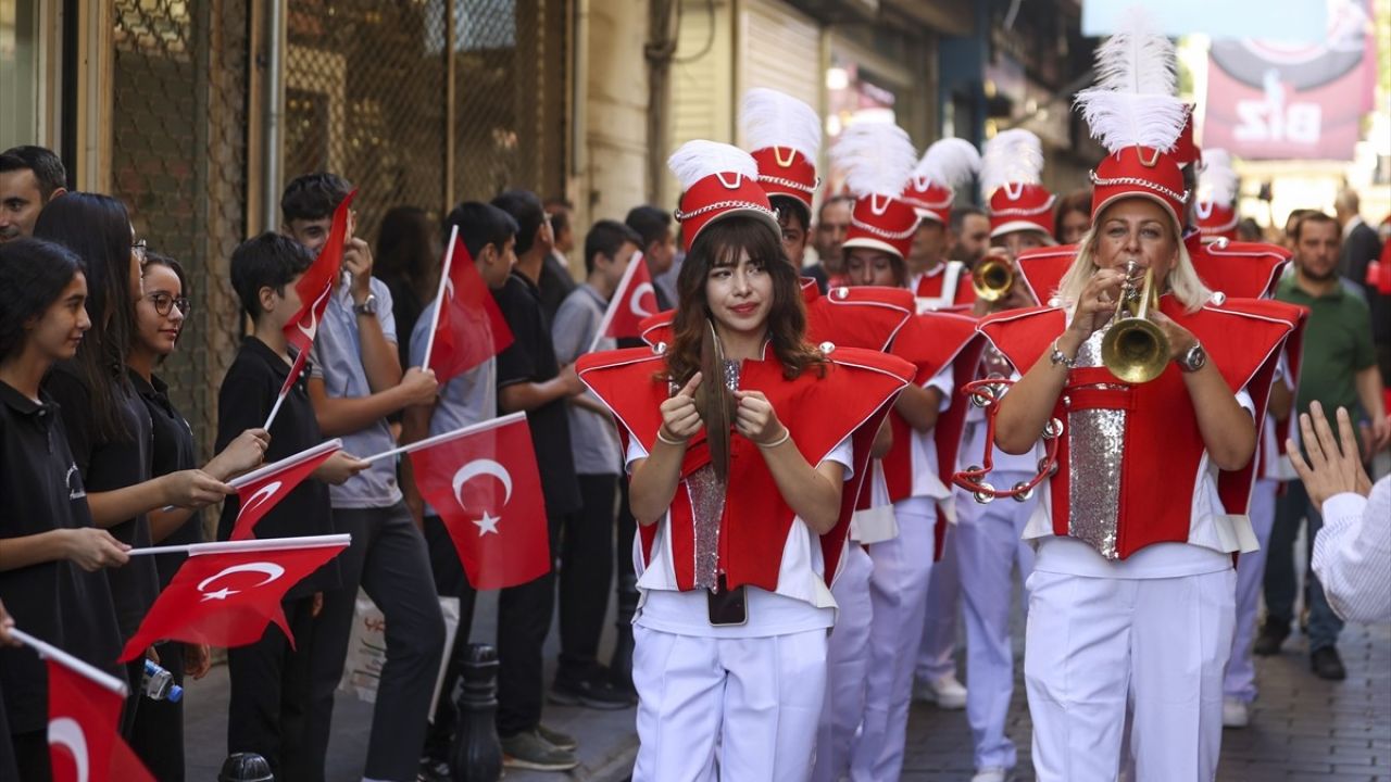 Eğitimde Aile Vurgusu: Bakan Tekin ve Azerbaycan'dan İşbirliği Mesajı