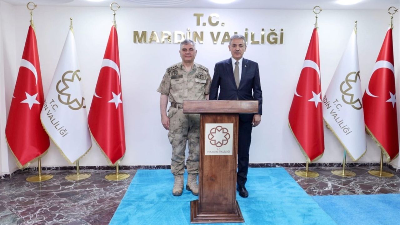 Mardin'de Jandarma Genel Komutanı Orgeneral Ali Çardakcı'dan Ziyaret