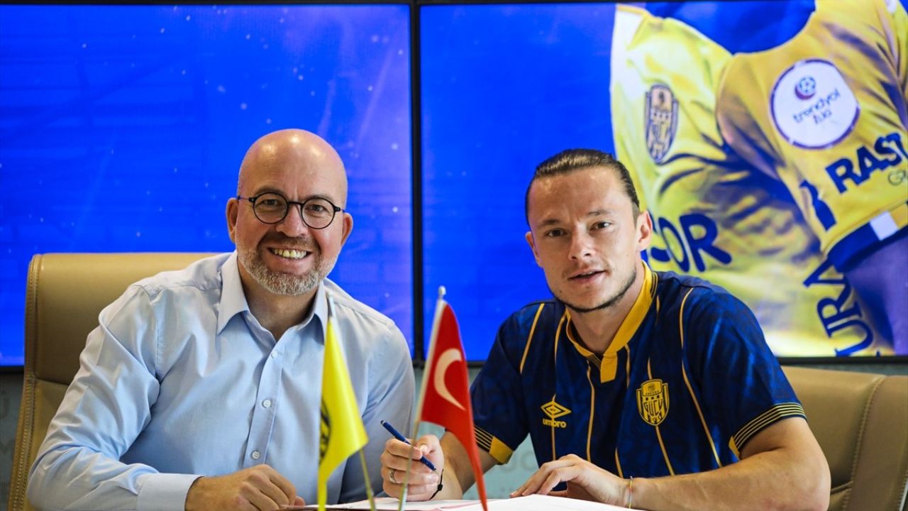 MKE Ankaragücü, Nico Schulz ile Anlaştı