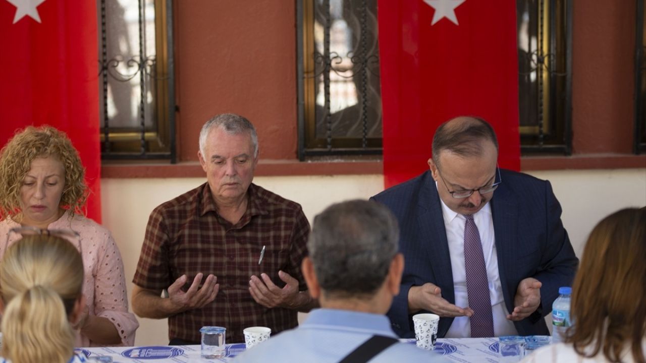 Aydın Valisi Canbolat'tan Taziye Ziyareti