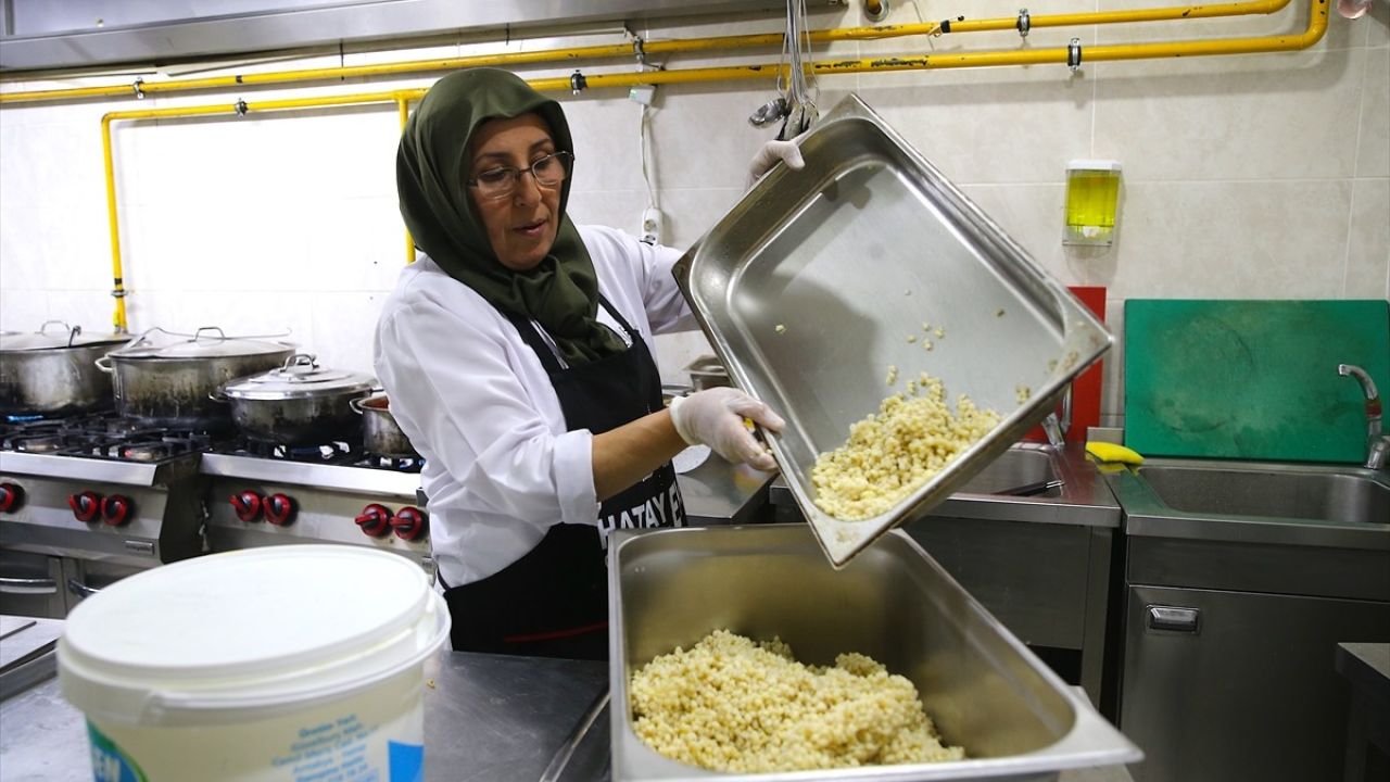 Hatay'ın Soğuk Buğday Çorbası Gastronomi Evi'nde Tanıtılıyor